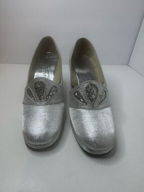 Vintage Imperial Silver Women's Embellished Heels Women's Size 5.5B
